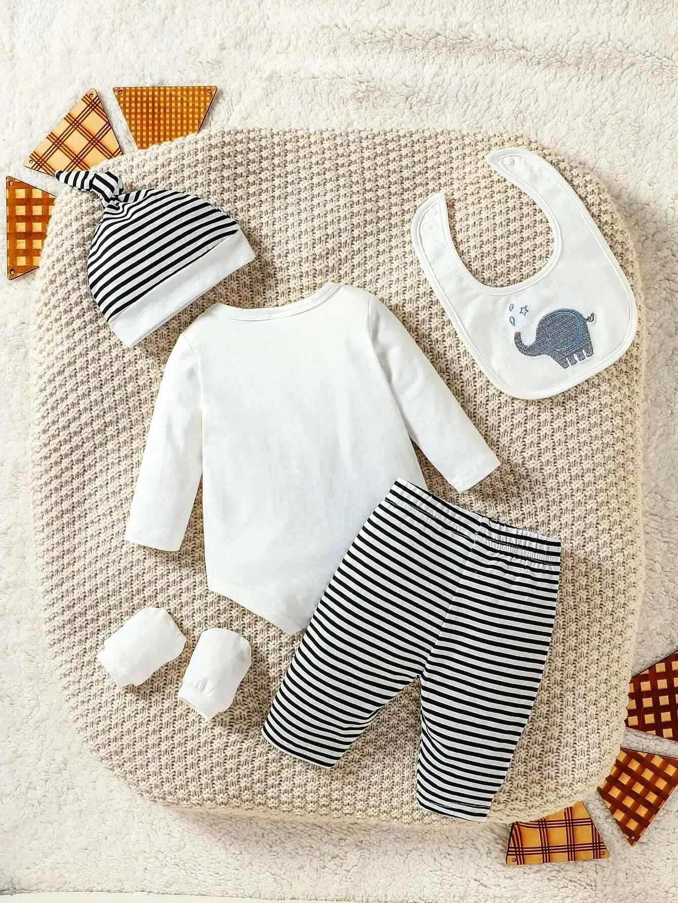 Elephant Streetwear Fashion - Pantsuit   Hat   Gloves   Bib (0-6M)