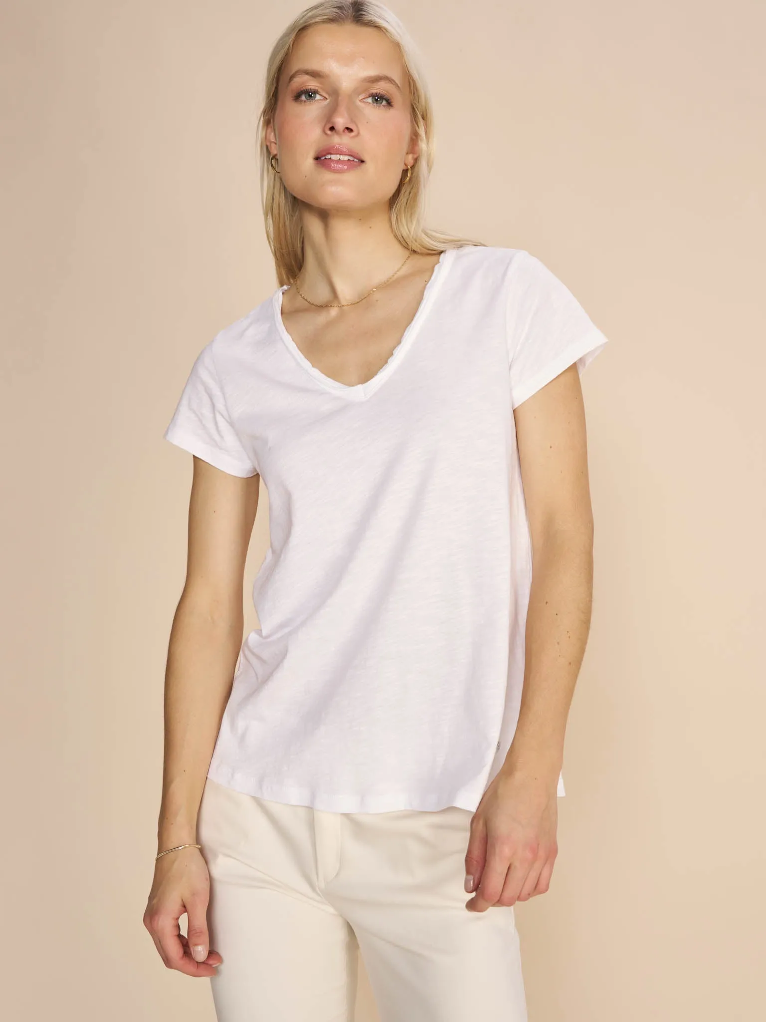 MMTulli V-SS Basic Tee